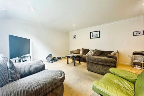 2 bedroom penthouse for sale, Mill Green, Cheshire CW12