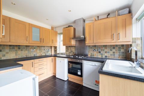 4 bedroom semi-detached house for sale, Cheam Common Road, Surrey KT4