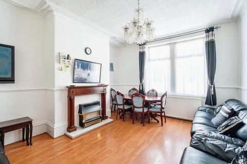 6 bedroom terraced house for sale, Hyde Park, West Yorkshire HX1