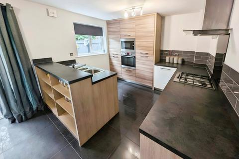 20 Beaumont Chase, Halifax, HX2 8BN