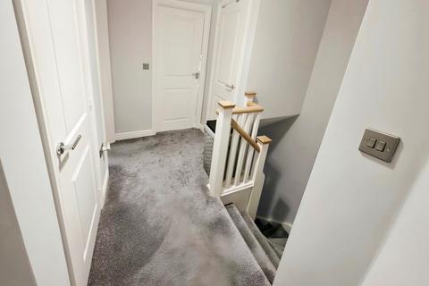 20 Beaumont Chase, Halifax, HX2 8BN