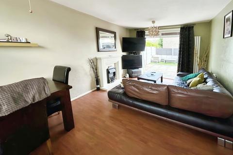 2 bedroom end of terrace house for sale, Caernarvon Way, Manchester M34