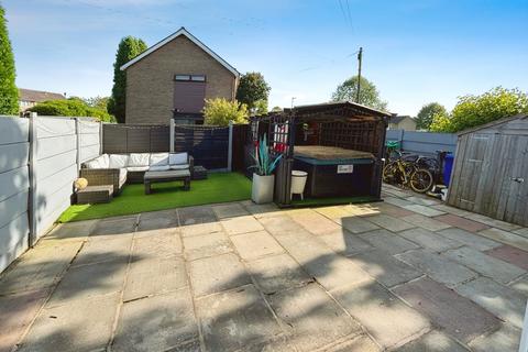 9 Caernarvon Way, Denton, Manchester, M34 7HJ
