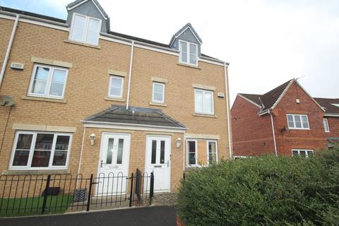 3 bedroom end of terrace house for sale, Duxford Road, Middlesbrough TS5