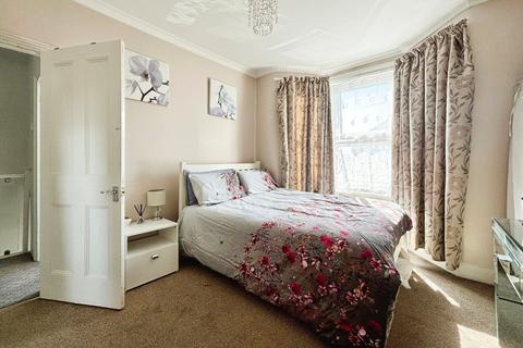 137 Carson Road, London, E16 4BG
