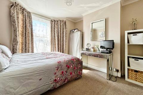137 Carson Road, London, E16 4BG