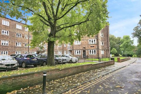 2 bedroom flat for sale, Nunhead Estate, London SE15