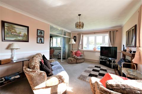 2 bedroom bungalow for sale, Marine Avenue West, Mablethorpe LN12