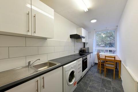 4 bedroom flat to rent, Albany Street, Regents Park, NW1