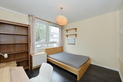 4 bedroom flat to rent, Albany Street, Regents Park, NW1