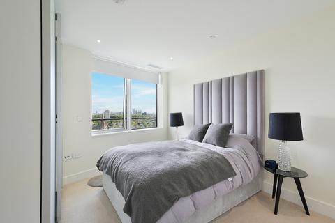 2 bedroom flat to rent, Lombard Wharf, SW11