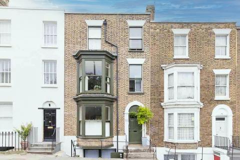 1 bedroom flat to rent, Trinity Square, Margate