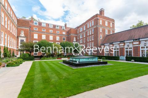 3 bedroom apartment to rent, Duchess Of Bedfords Walk, Kensington W8