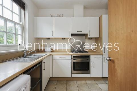 4 bedroom apartment to rent, Hastings Street,  Royal Arsenal Riverside SE18