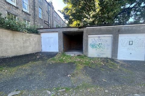 Garage to rent, Broughton Place Lane, Edinburgh EH1