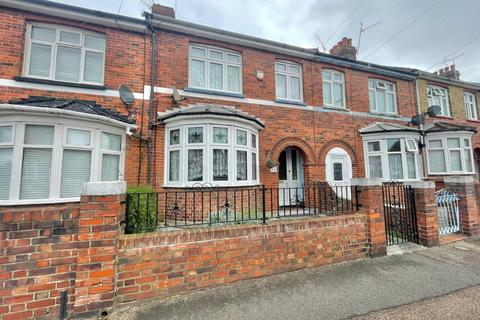 3 bedroom terraced house for sale, Valley Road, Gillingham