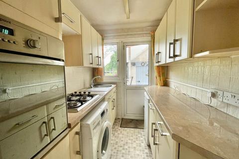 3 bedroom terraced house for sale, Valley Road, Gillingham