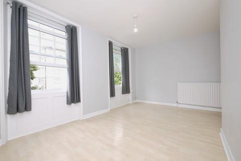 2 bedroom flat to rent, Gray's Inn Road, London, WC1X