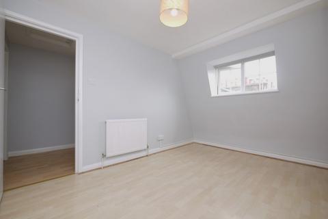 2 bedroom flat to rent, Gray's Inn Road, London, WC1X