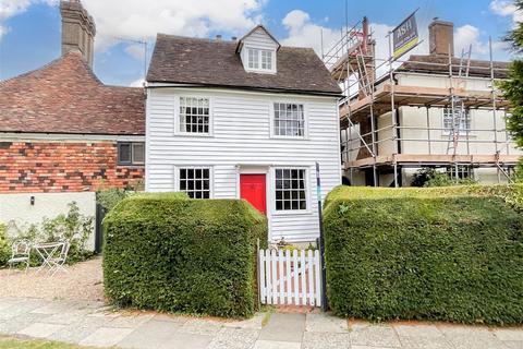 4 bedroom semi-detached house for sale, Smallhythe Road, Tenterden, Kent