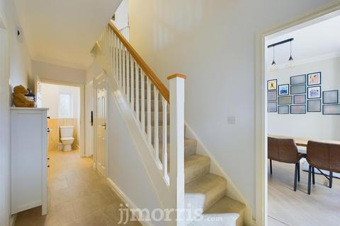 4 bedroom detached house for sale, Redstone Court, Narberth