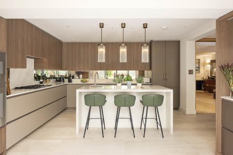 22 Victoria Road, London, W8 5RG