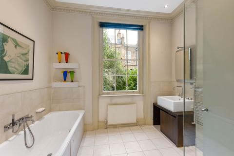 3 Campden Grove, London, W8 4JG