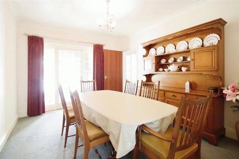 4 bedroom bungalow for sale, The Albany, Ipswich, Suffolk, IP4