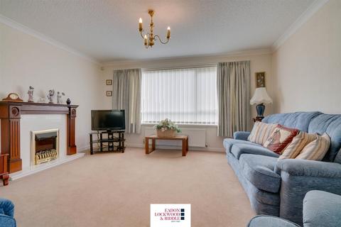 2 bedroom flat for sale, Moss Close, Wickersley, Rotherham