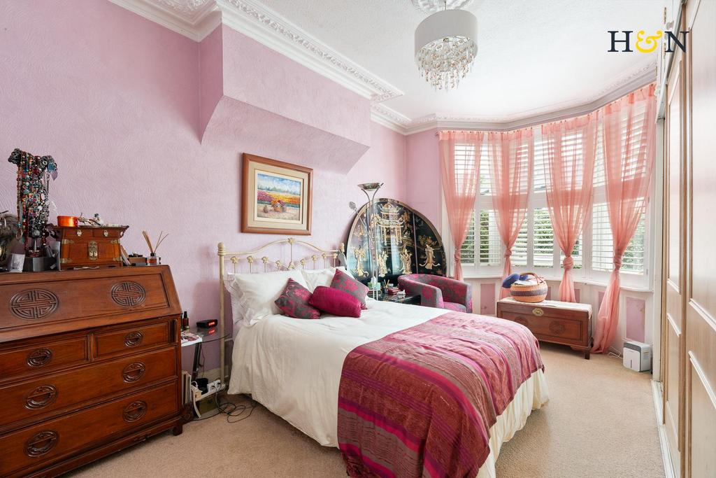 Walsingham Road, Hove BN3 2 bed flat for sale £650,000