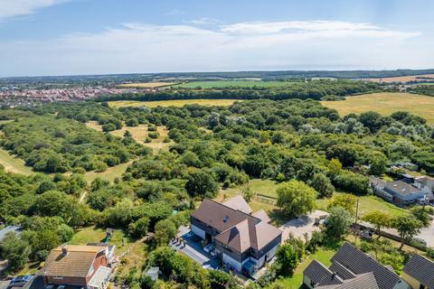 6 bedroom detached house for sale, Borstal Avenue, Whitstable, CT5