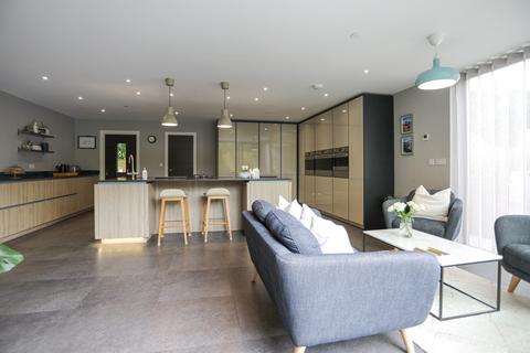 6 bedroom detached house for sale, Borstal Avenue, Whitstable, CT5