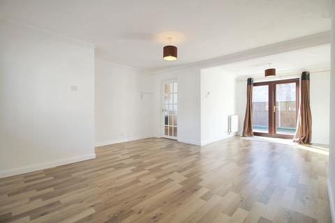 3 bedroom end of terrace house for sale, Oxenden Court, Farnham, Surrey, GU10