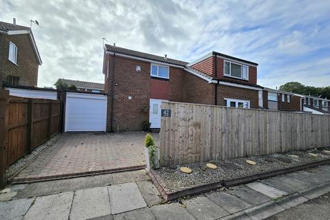 4 bedroom link detached house for sale, Marlow Way, Whickham NE16