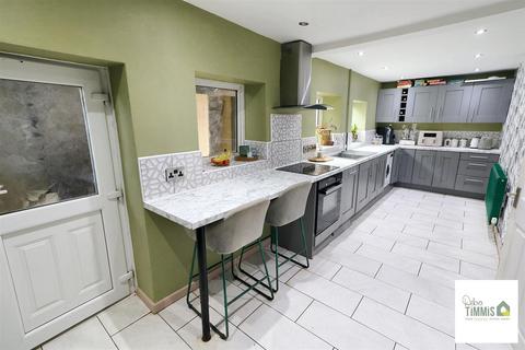 65 - 67 Washerwall Lane, Werrington, Stoke-on-trent, ST9 0LR