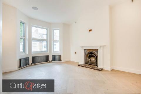 3 bedroom apartment to rent, Upham Park Road, Chiswick, W4