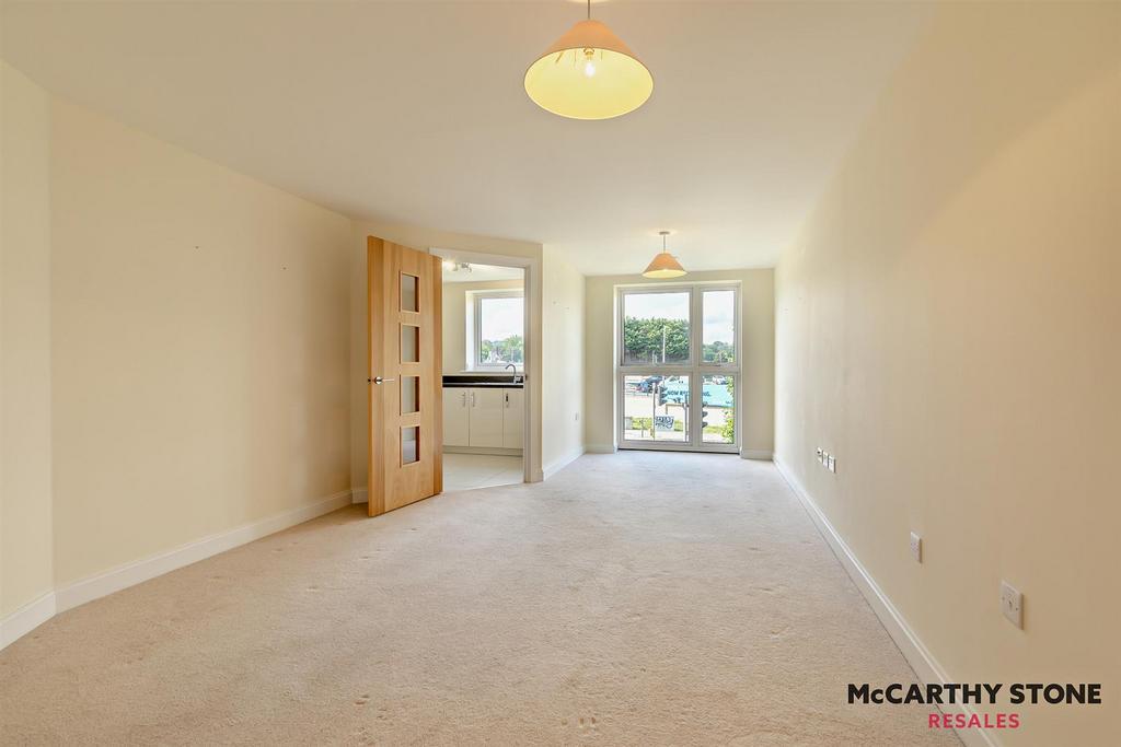 Living Room: