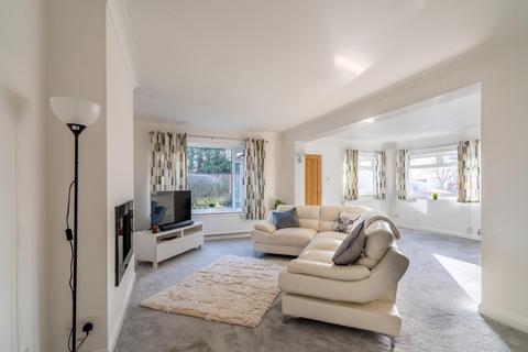 5 bedroom detached house for sale, York Road, Dunnington, York