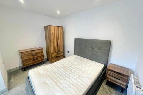 1 bedroom flat to rent, George Street, Bradford, West Yorkshire, BD1