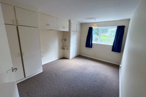 2 bedroom apartment for sale, Paddockhall Road, Haywards Heath, RH16