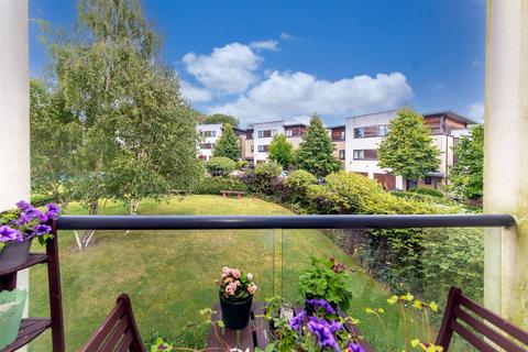 1 bedroom flat for sale, Peacock Close, Mill Hill