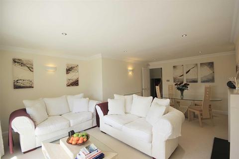 4 bedroom house for sale, Clos Du Mont, St Helier JE2