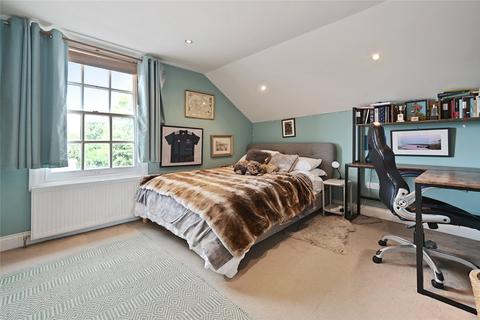 290a Uxbridge Road, London, W12 7LJ