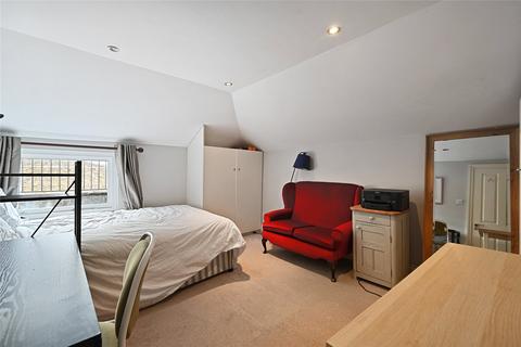 290a Uxbridge Road, London, W12 7LJ