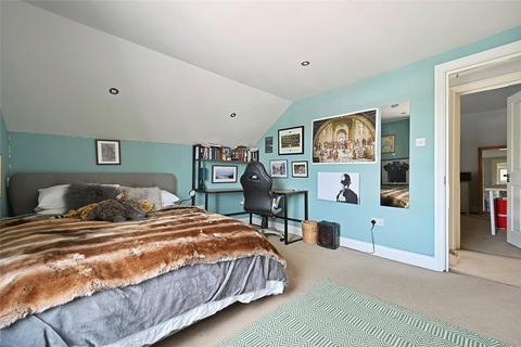 290a Uxbridge Road, London, W12 7LJ