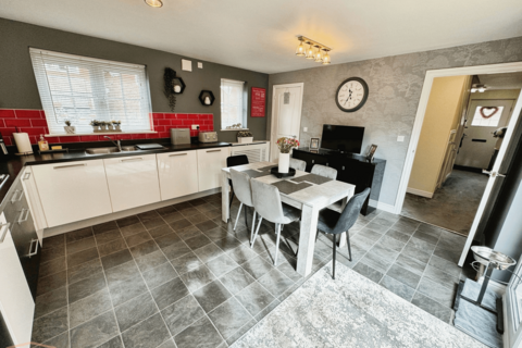 4 bedroom detached house for sale, Oxmoor Avenue, Telford TF1