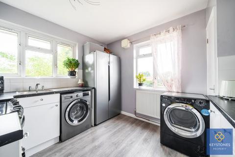 134 Billet Road, Romford, RM6 5PS