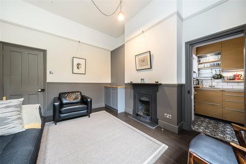 69d Tressillian Road, London, SE4 1YA