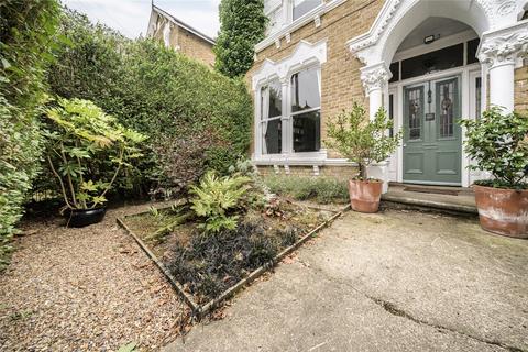 69d Tressillian Road, London, SE4 1YA