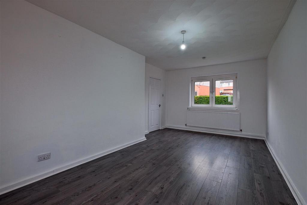 Douglas Crescent, Hamilton 2 bed terraced house for sale £99,995